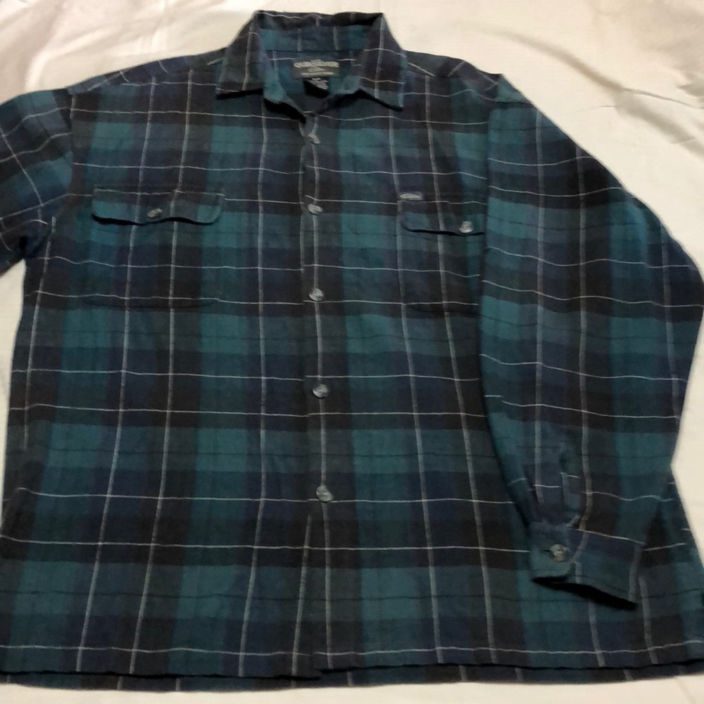 Men’s Quicksilver size M Long Sleeve Plaid Shirt.